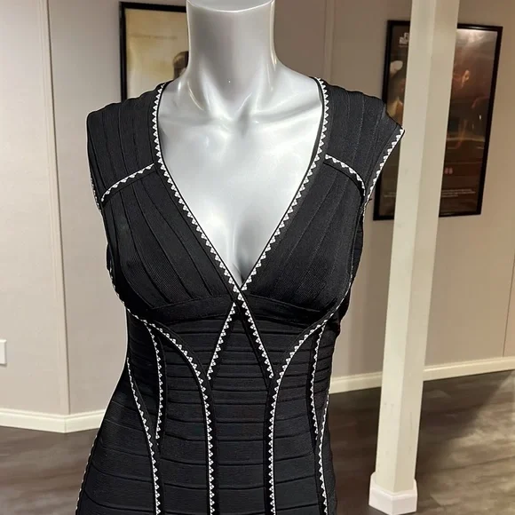 Herve Leger dress - Picture 2 of 5
